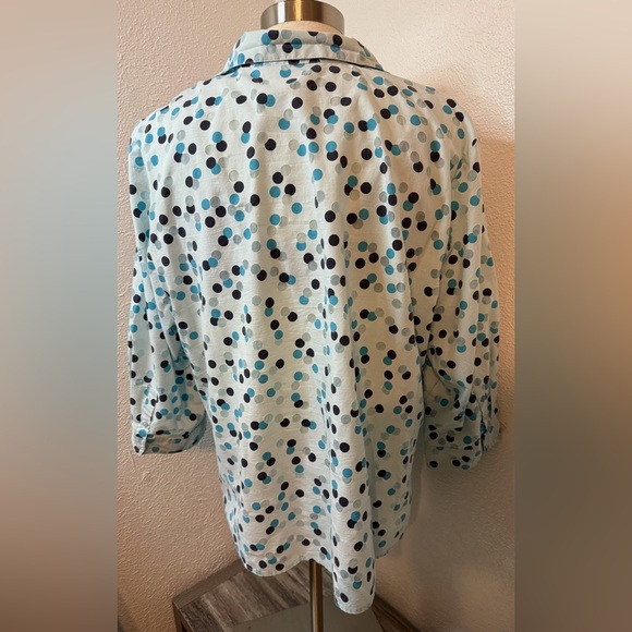 💕Sag Harbor Button Down, Polka Dot Blouse. Size 3X - Picture 3 of 8